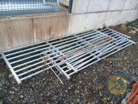 3 10ft calf gates galvanised - 3