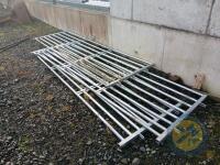 3 10ft calf gates galvanised - 6