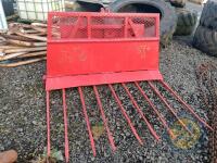 Red pushoff buckrake - 2