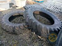 2 Tyres 14.9 R34 - 4