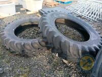 2 Tyres 14.9 R34 - 5