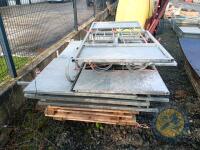 Calf pens 7 of with floors