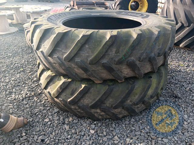 2 520/85 R42 tractor tyres