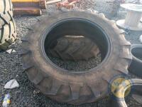 16.9 R34 michelin tyres 2 off - 4