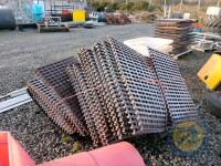 50 Sheep/ pig plastic slats - 2