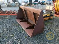 Large attachment bucket - 3