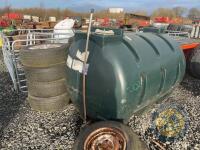 Oil tank