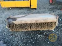 Hydraulic bucket brush - 4