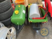 Toy tanker dump trailer roller