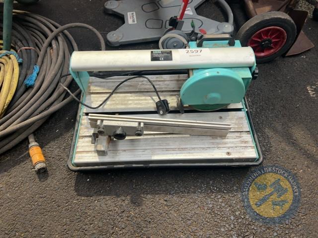 Master tool tile cutter