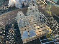 6x hurdle hayracks - 3