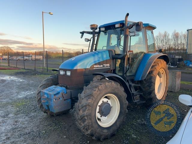 Retirement Sale - New Holland TS115 2000 Tractor