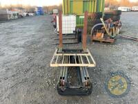 Forklift mast - 2