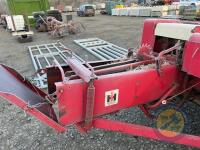 International B47 small square baler - 7