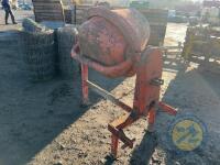 Cement mixer with shaft - 4