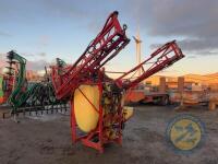 12m hydraulic folding 1000L Hardi sprayer with shaft