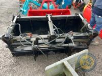 6.5ft sheargrab 1.9m Manitou brackets - 5