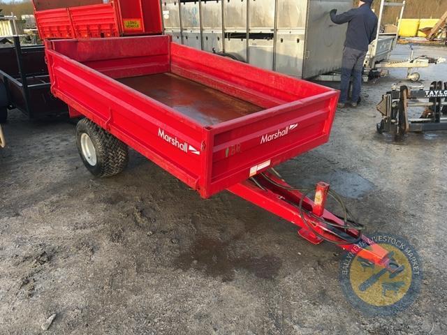 Marshall tipping trailer with hydraulic brakes