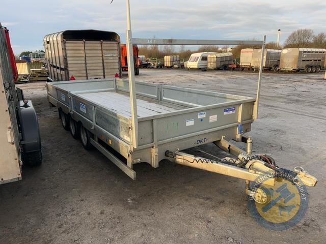 Dale 16x6'6 triaxle trailer with sides, ladder rack and ramps, brakes, lights & key