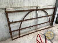 8.5ft gate