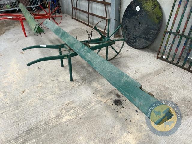 RXJ Reeves & Son Seed Drill (green)