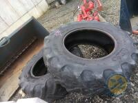 2x 420/85R28 BKT tyres - 3