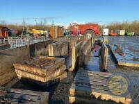 15 slurry channels with lids - 2
