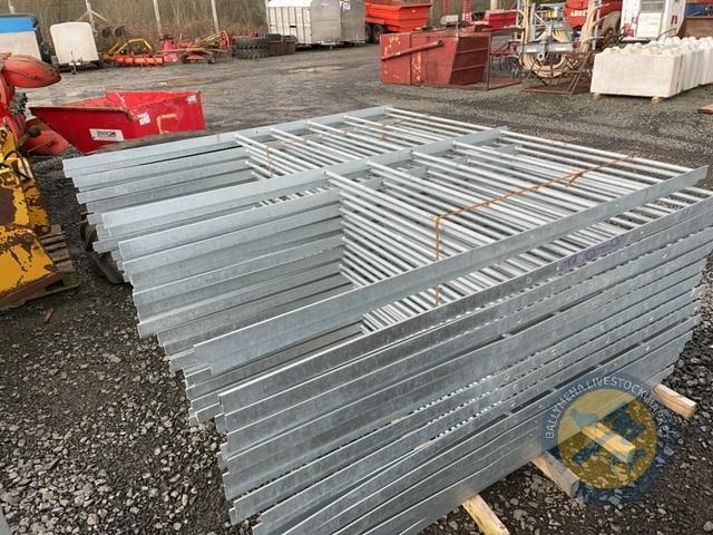 30 Estate Railings 2m wide bolt together | Large Plant & Machinery Sale ...