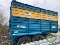 Kane 12 tonne silage trailer & grain door - lights and brakes working - 10