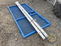 8ft 4x2 powder coated gate & 2 posts & fittings - 3