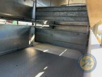 2016 Nugent 14x6 Livestock trailer c/w decks and gates - 6