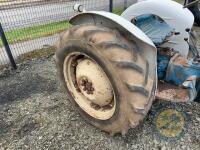 Ford 3000 tractor 1967 - 9