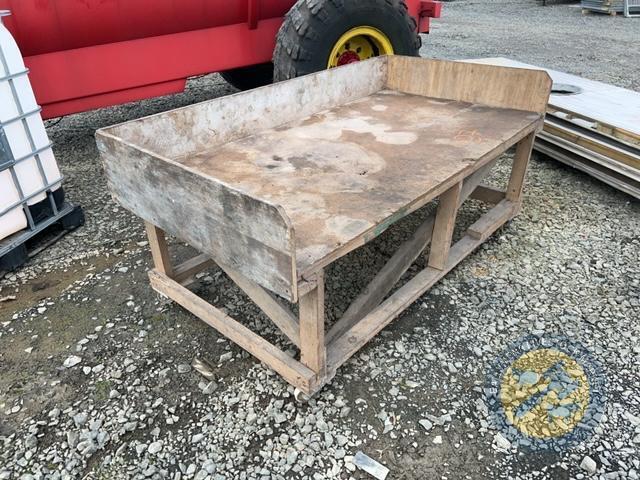 Mobile sorting table on castors | Large Plant & Machinery Sale March ...