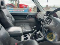Mitsibushi Shogun SWB 3.2L 2005 - 8