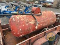 Trailer with fuel tank - 4