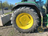 John Deere 6610 with Loader JD651 2001 - 6
