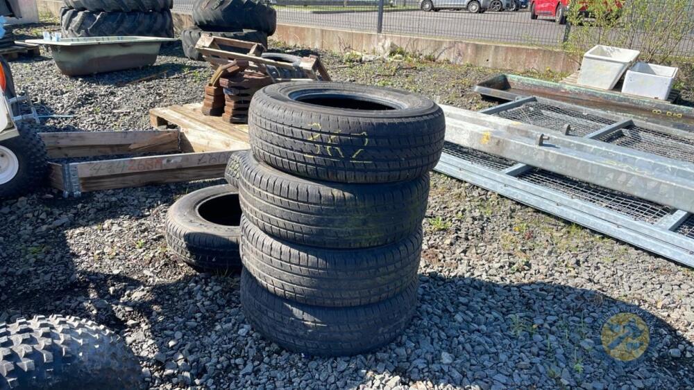 4x 245/70R16 tyres