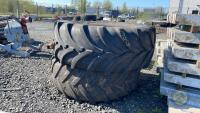 2x 650/65R38 tyres