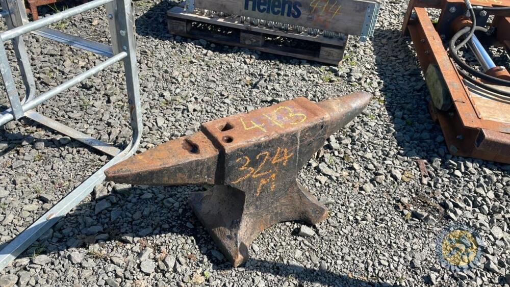 2 Horned anvil