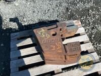 Original Fiat stamped weight block and 6 weights - 2