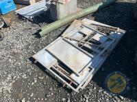 Selection of calf feeding gates - 2