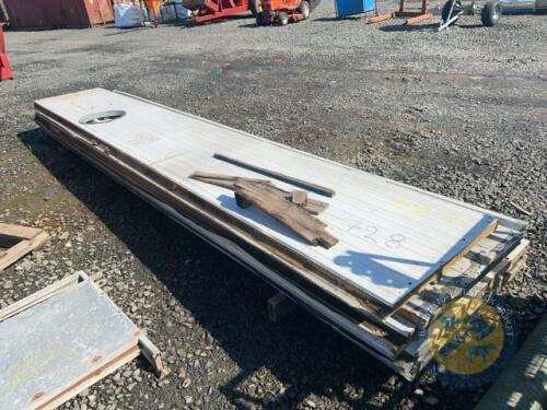 6x 4.9m x 100mm insulated panels