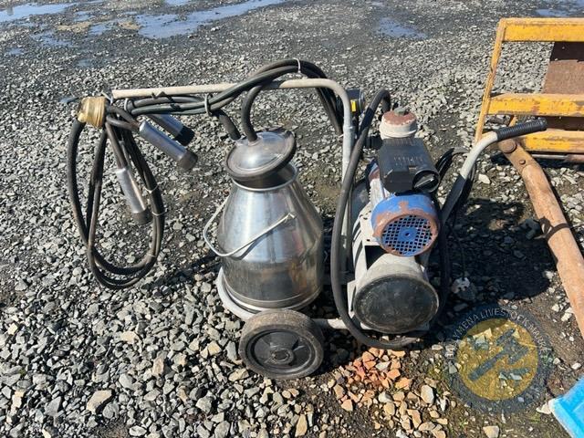Portable milking machine