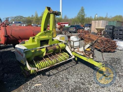 Claas jaguar harvester