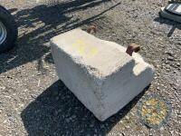 Richard Thompson, Aghadowey Farm Dispersal Sale - Concrete weight block - 4