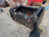 Richard Thompson, Aghadowey Farm Dispersal Sale - Silocut sheargrab on eurobrackets - 4