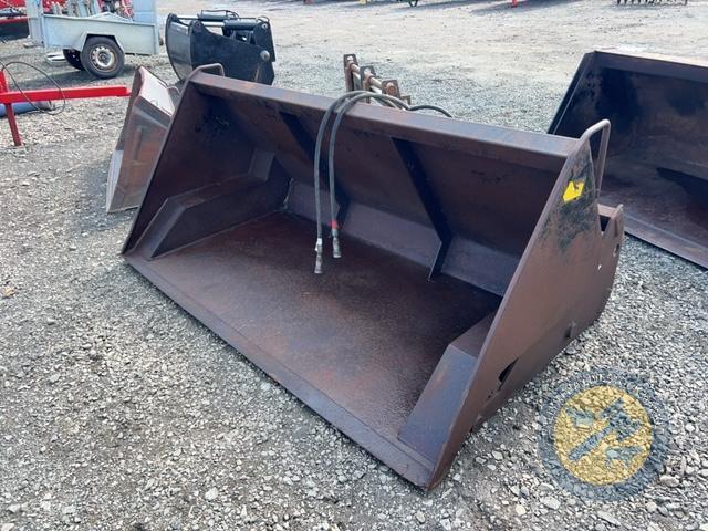 Richard Thompson, Aghadowey Farm Dispersal Sale - 7'6 hydraulic high reach tipping bucket
