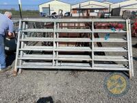 Richard Thompson, Aghadowey Farm Dispersal Sale - 4x 10ft cattle hurdles with pins - 2