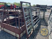 Richard Thompson, Aghadowey Farm Dispersal Sale - Pedestrian hurdle 10ft - 3