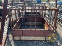 Richard Thompson, Aghadowey Farm Dispersal Sale - Square feed box